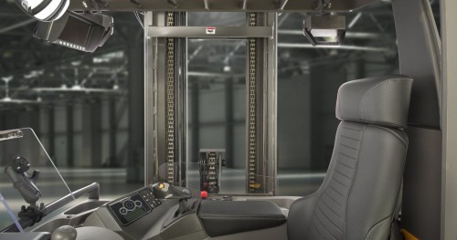 reach-trucks_FM-4W_cabin